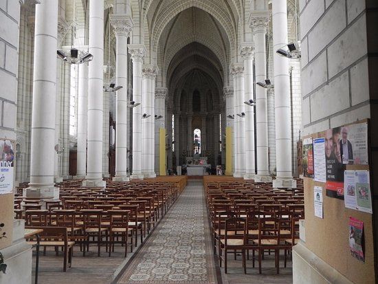 l'Église Notre-Dame-la-Neuve de Chemillé