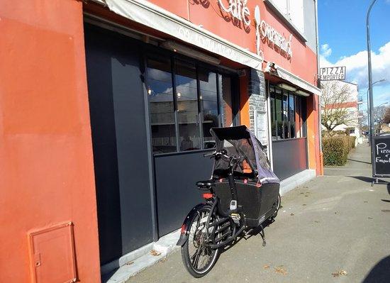 Le Cafe Gourmand