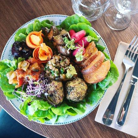 Totum Bistro