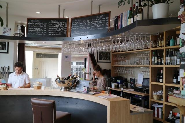 La Tonnelle Bar à vin