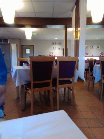 IKAR hotel-restaurant