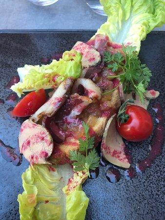 A Deux Mains