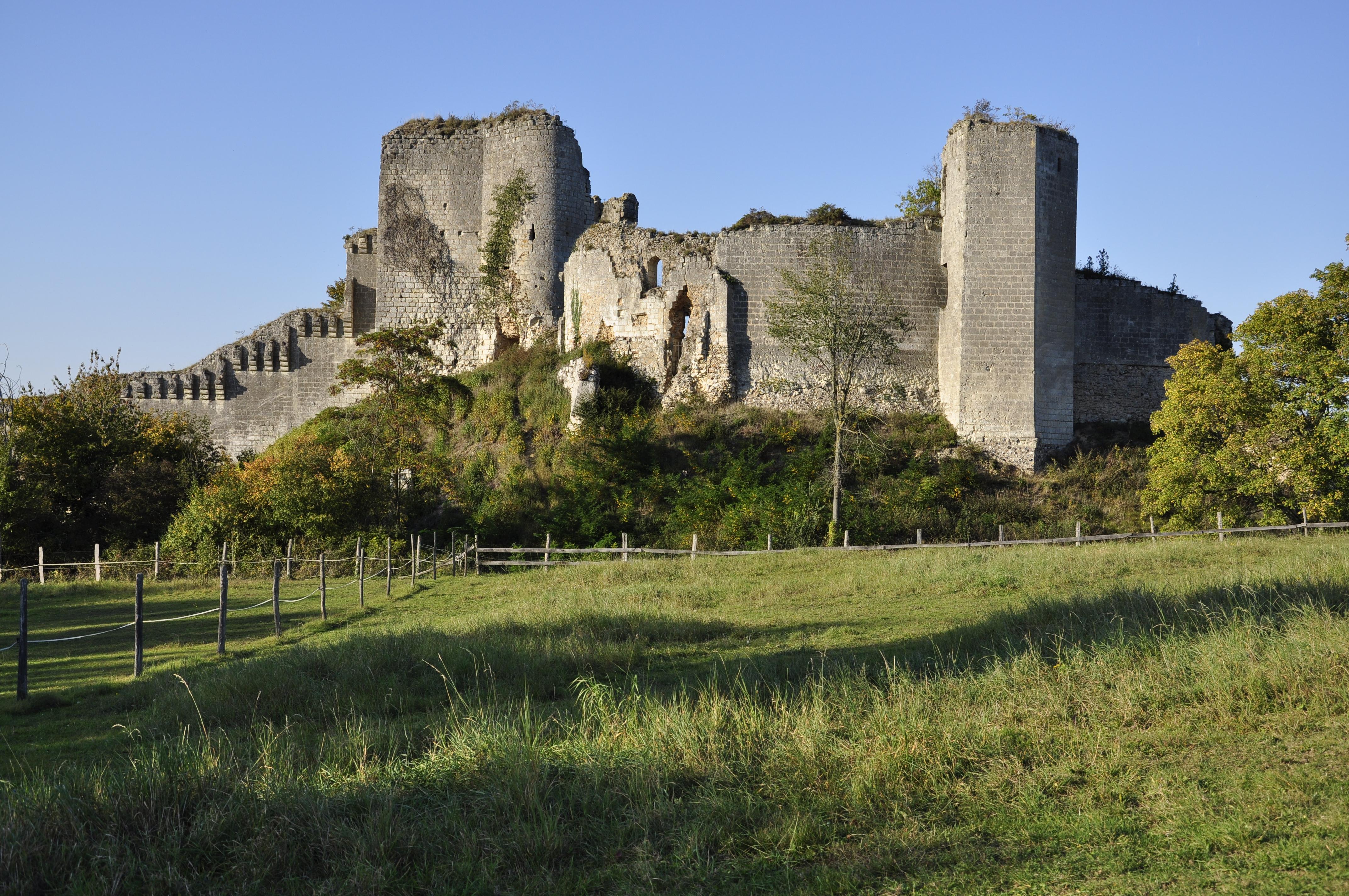 les ruines du château de Montoire-sur-le-Loir