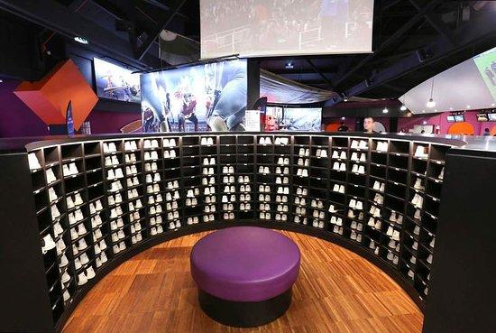 Bowl Center