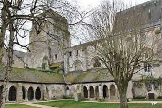 Abbaye Carolingienne