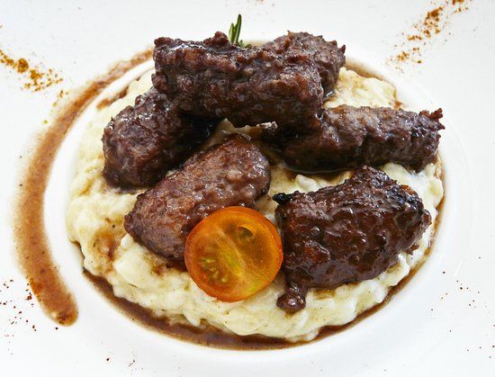 La Tavola
