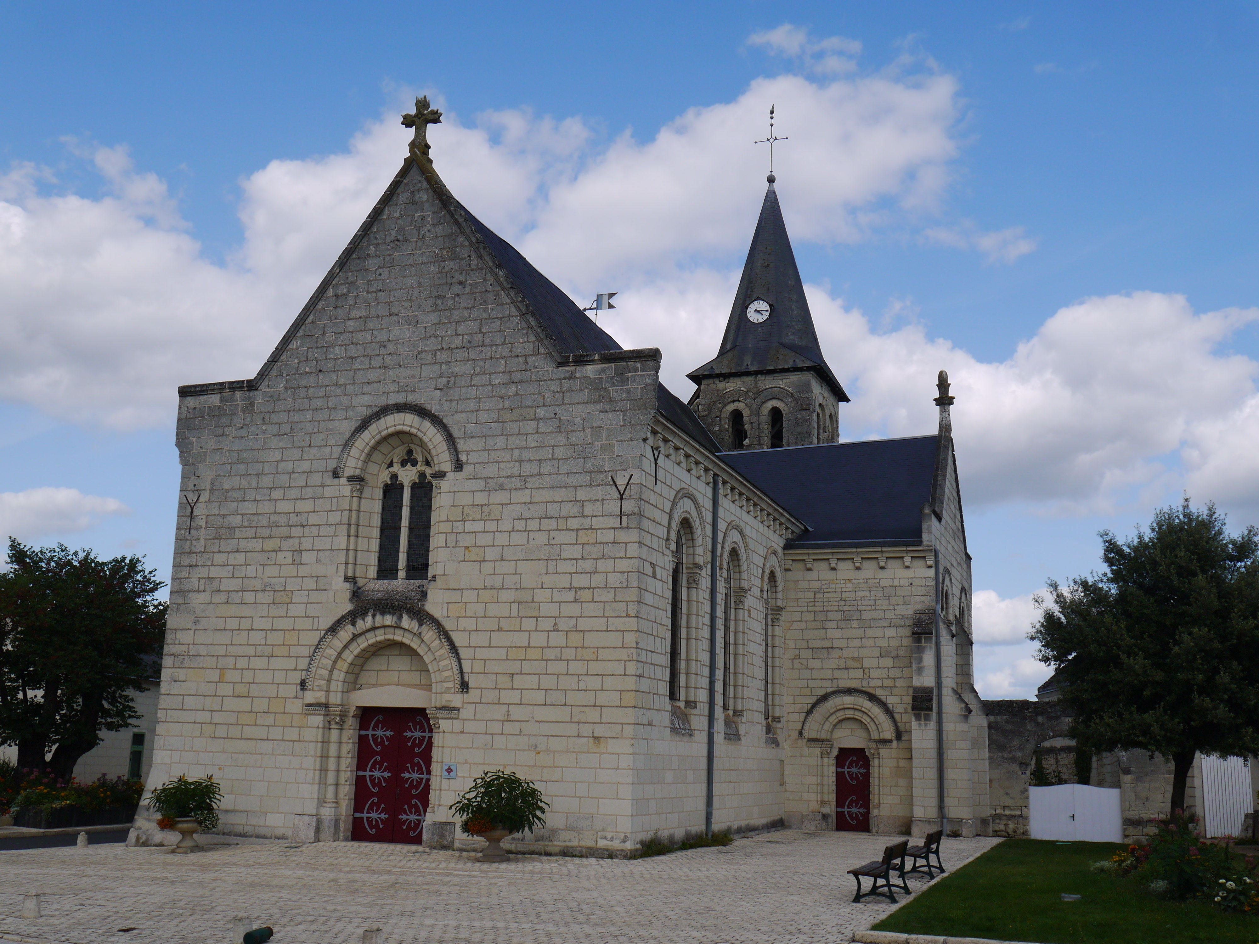 église Saint-Cyr de Saint-Cyr-en-Bourg