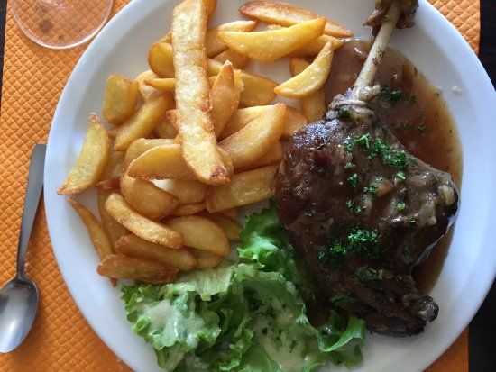Autour de la table